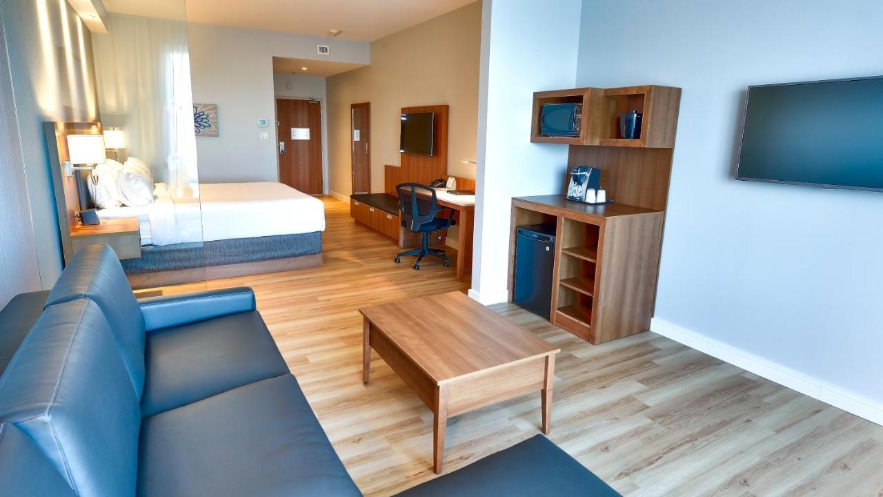 Holiday Inn Express & Suites Vaudreuil-Dorion By Ihg Exteriör bild
