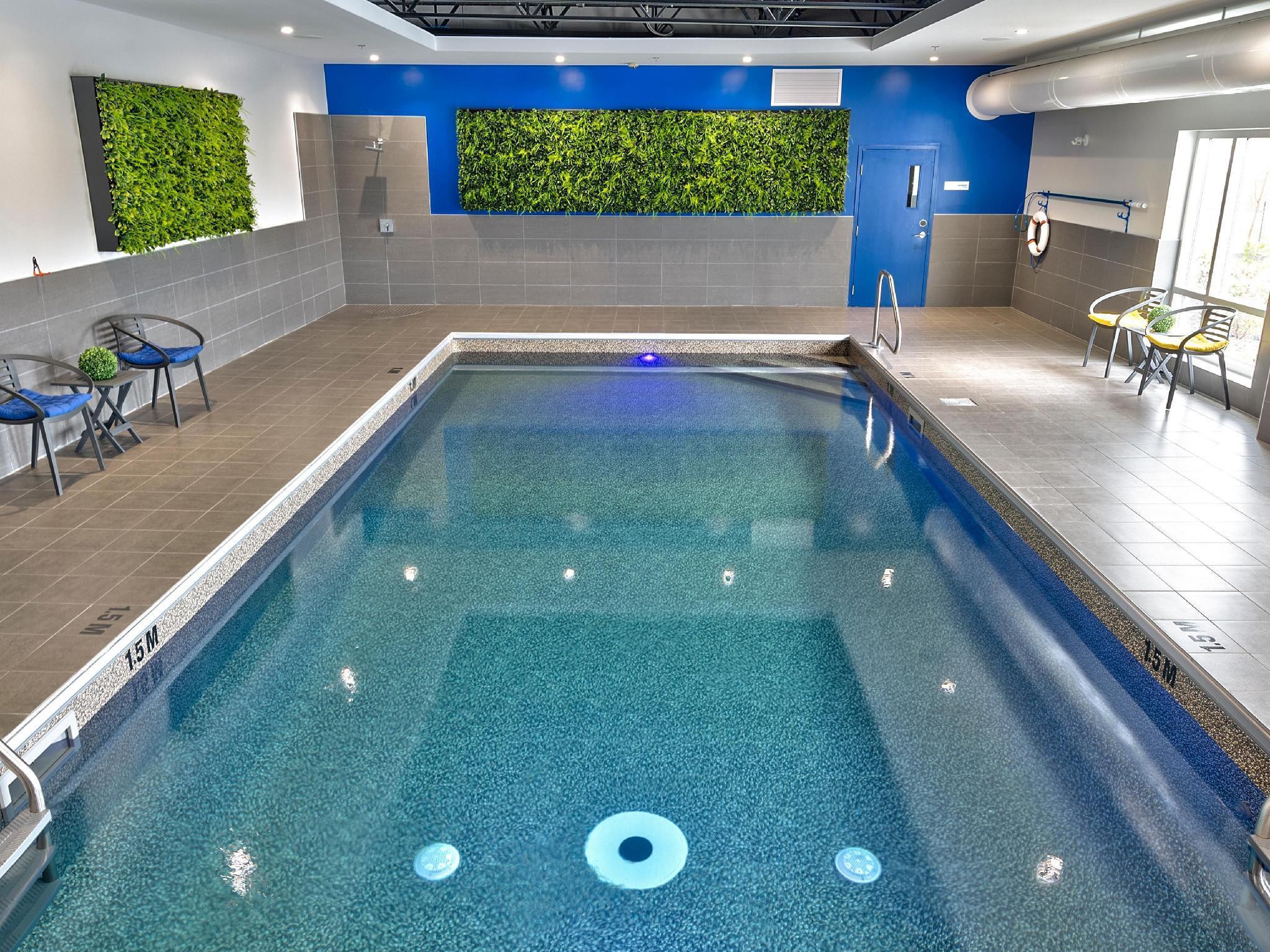 Holiday Inn Express & Suites Vaudreuil-Dorion By Ihg Exteriör bild