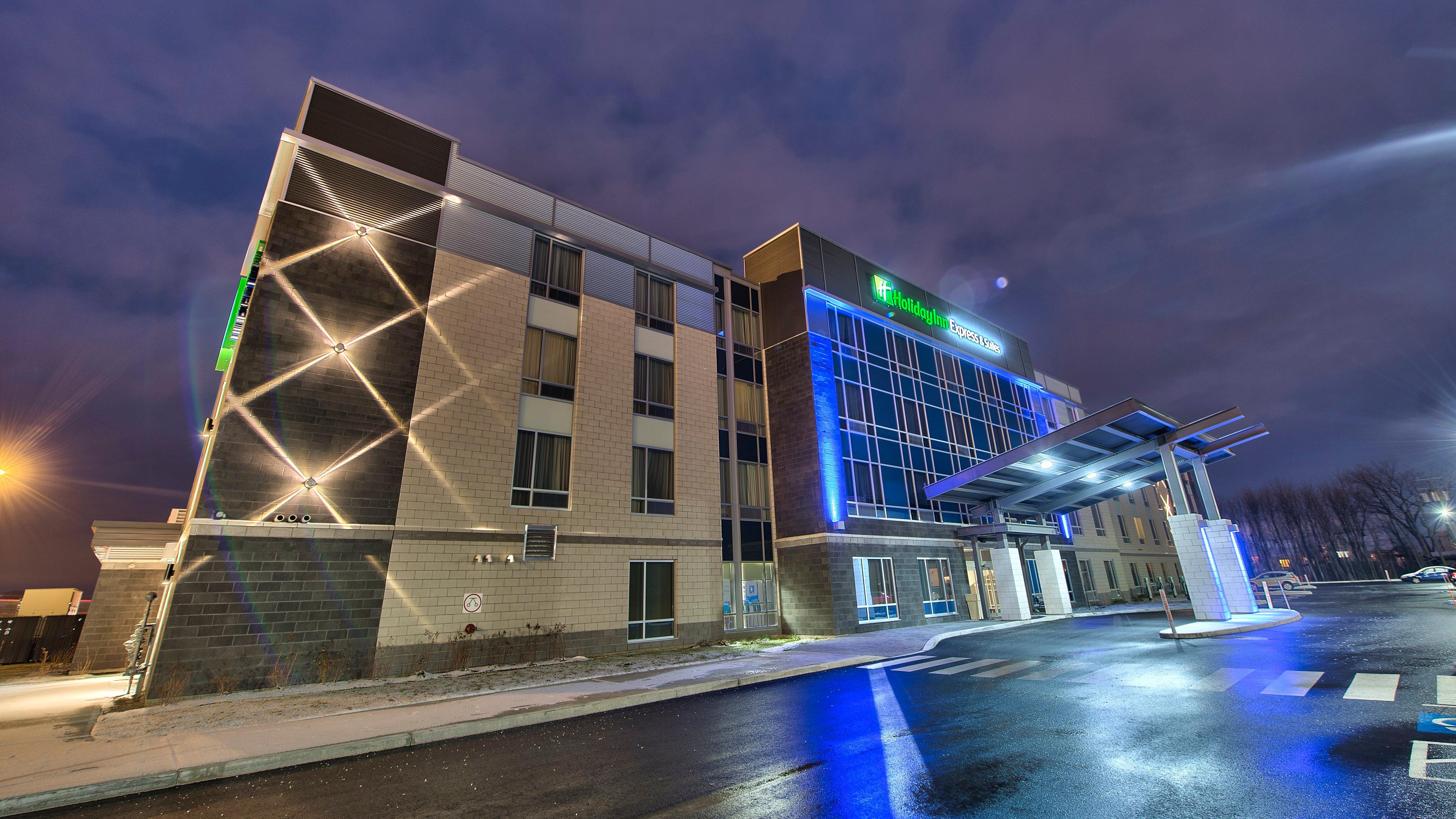 Holiday Inn Express & Suites Vaudreuil-Dorion By Ihg Exteriör bild